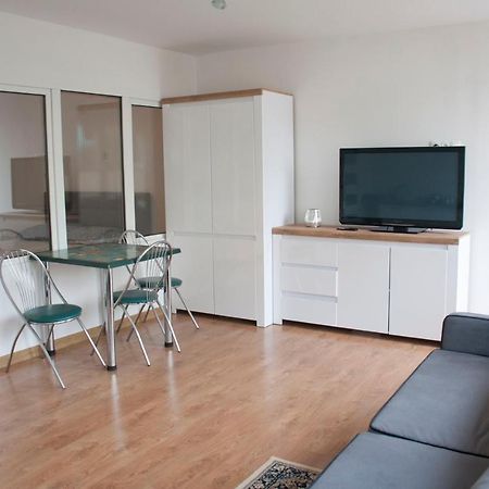 Apartament I Pokoje Aura Dom Wczasowy Darlowko Ngoại thất bức ảnh