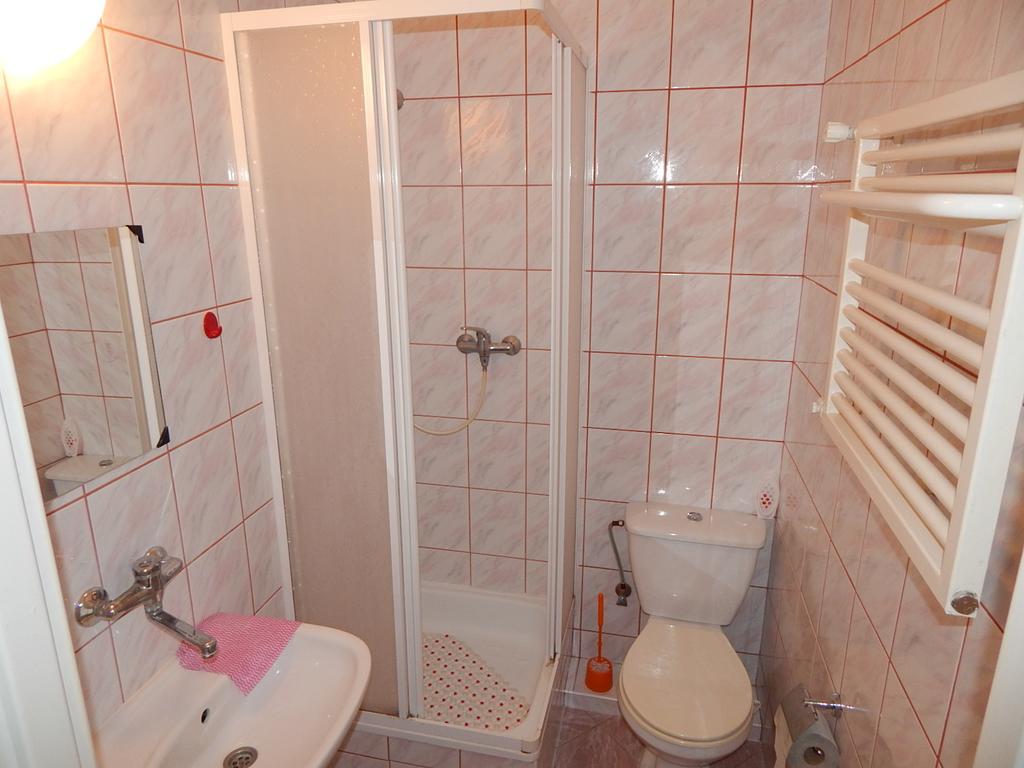 Apartament I Pokoje Aura Dom Wczasowy Darlowko Phòng bức ảnh