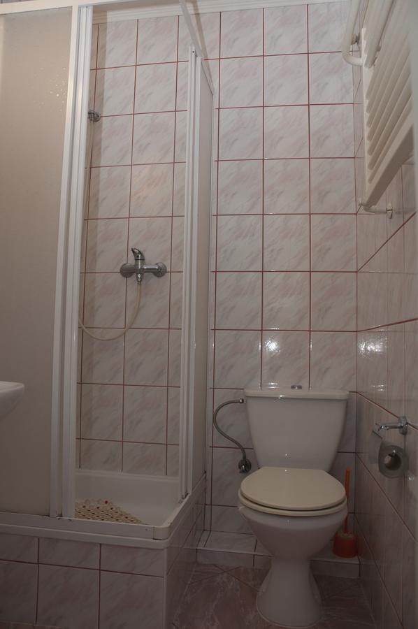 Apartament I Pokoje Aura Dom Wczasowy Darlowko Ngoại thất bức ảnh