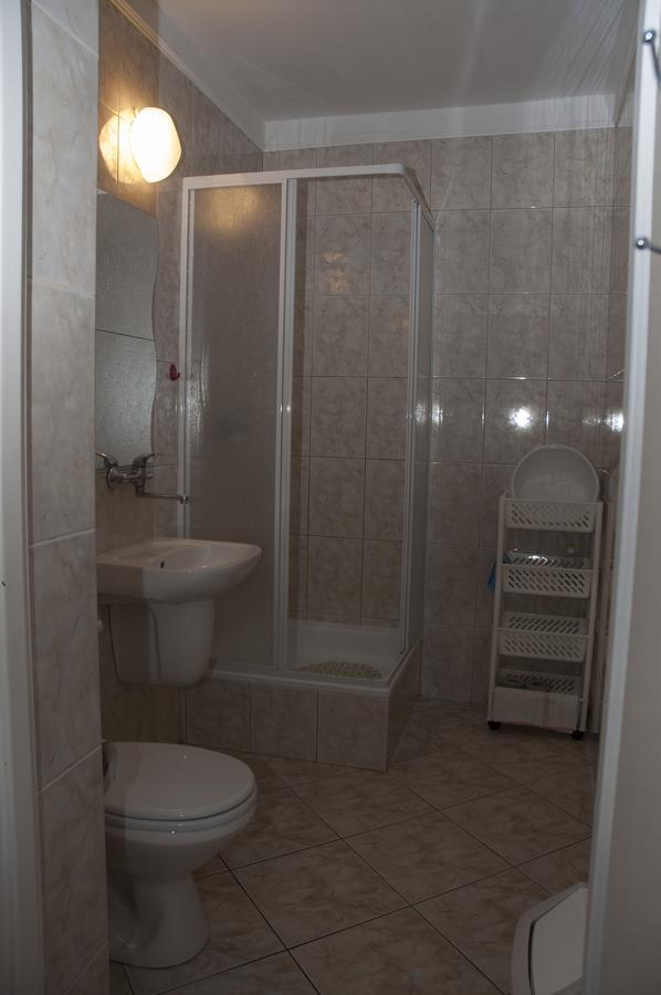 Apartament I Pokoje Aura Dom Wczasowy Darlowko Ngoại thất bức ảnh
