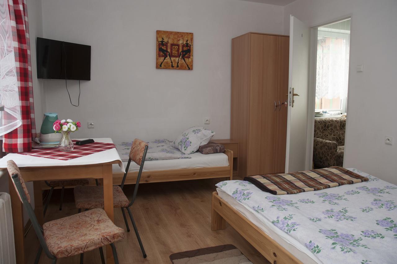 Apartament I Pokoje Aura Dom Wczasowy Darlowko Ngoại thất bức ảnh